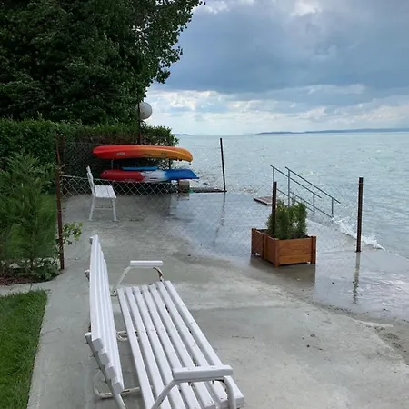 Part - A - Privat Vizparttal Holiday home