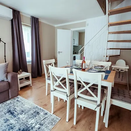 Part Apartman - A - Privat Vizparttal Holiday home