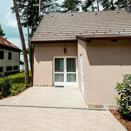 Part - A - Privat Vizparttal Ferienhaus *