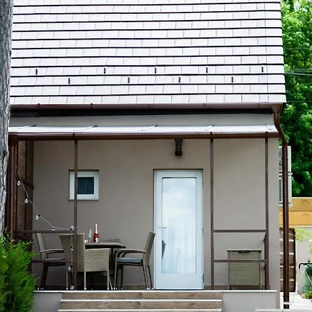 Part Apartman - A - Privat Vizparttal * Siofok