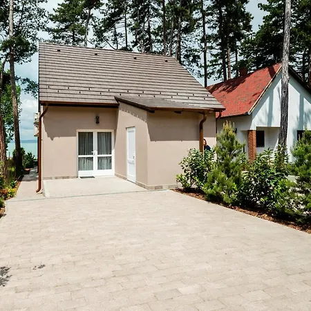 Part - A - Privat Vizparttal Ferienhaus Siófok